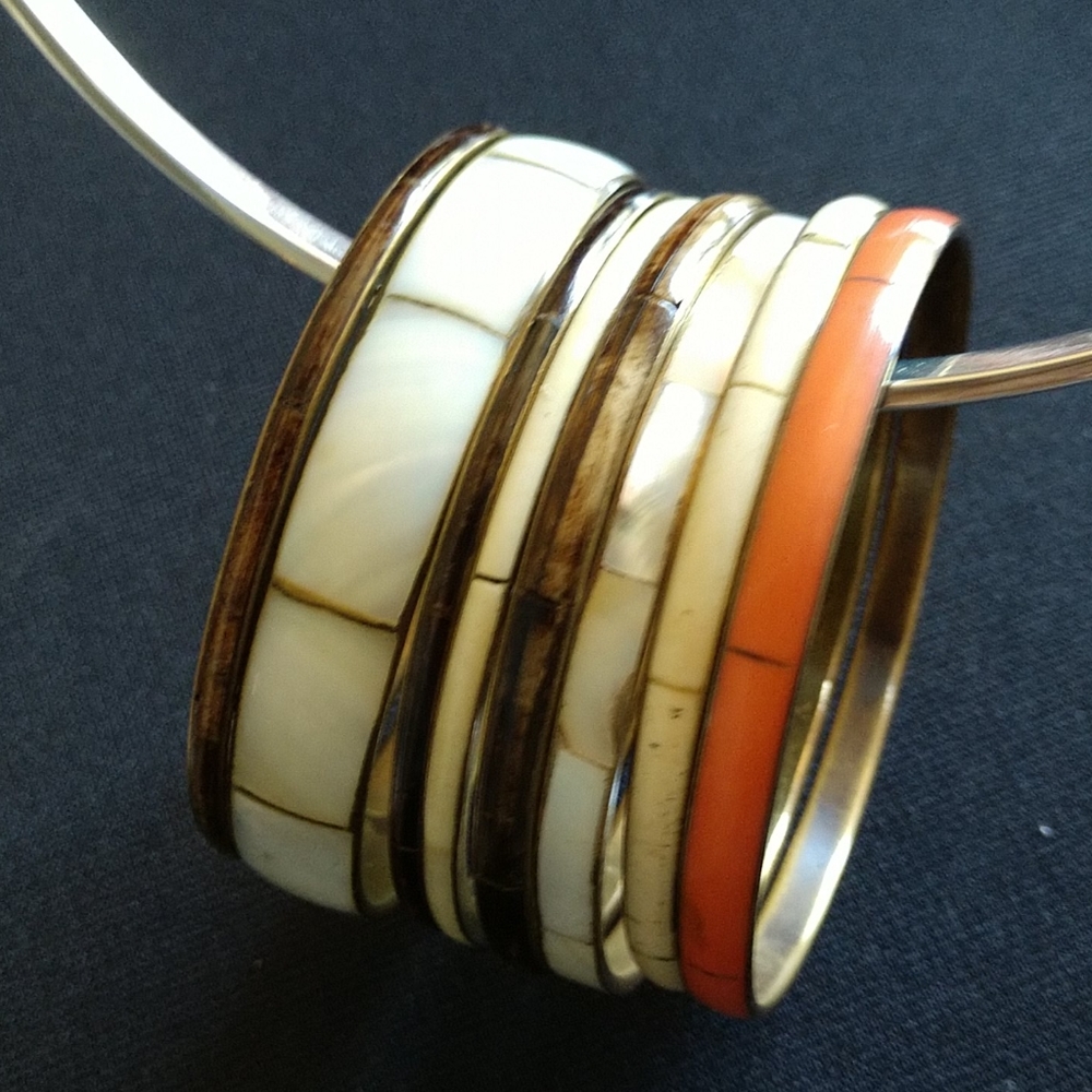 Set of 8 Brass Inlay Bangle Bracelets - Picture 1 of 1